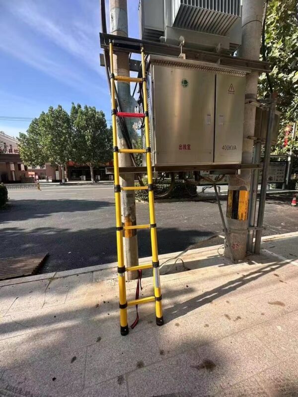 FRP Telescopic Ladder - Image 4